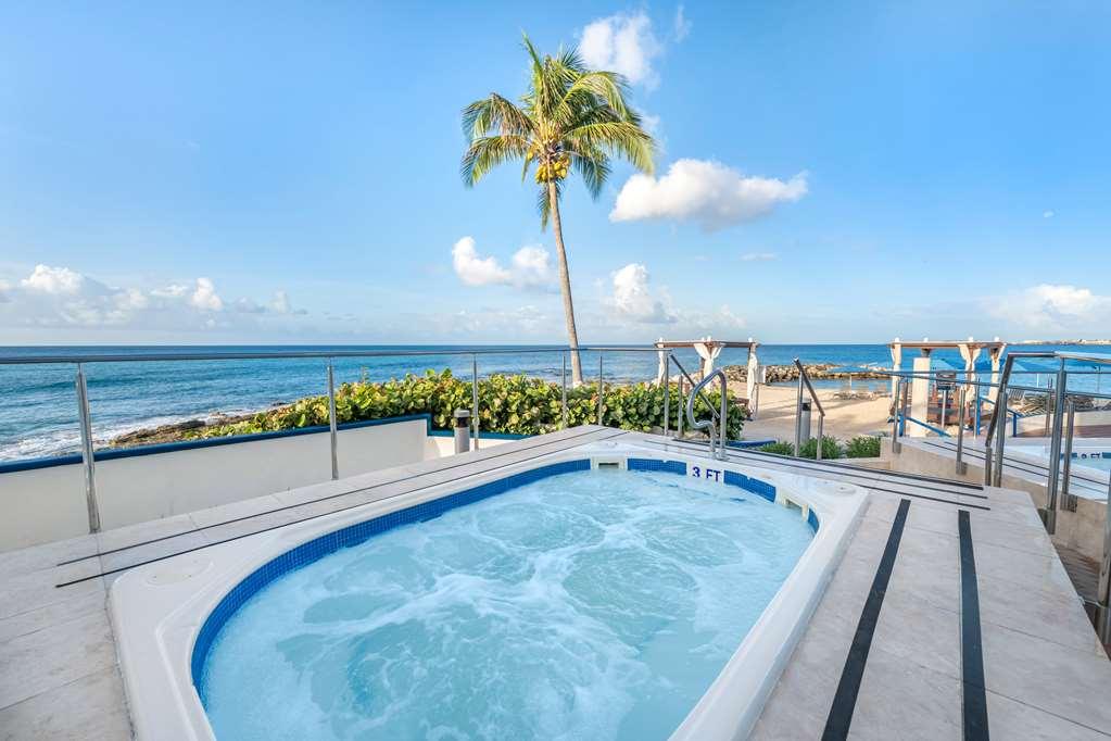 Flamingo Beach Resort, a Hilton Vacation Club