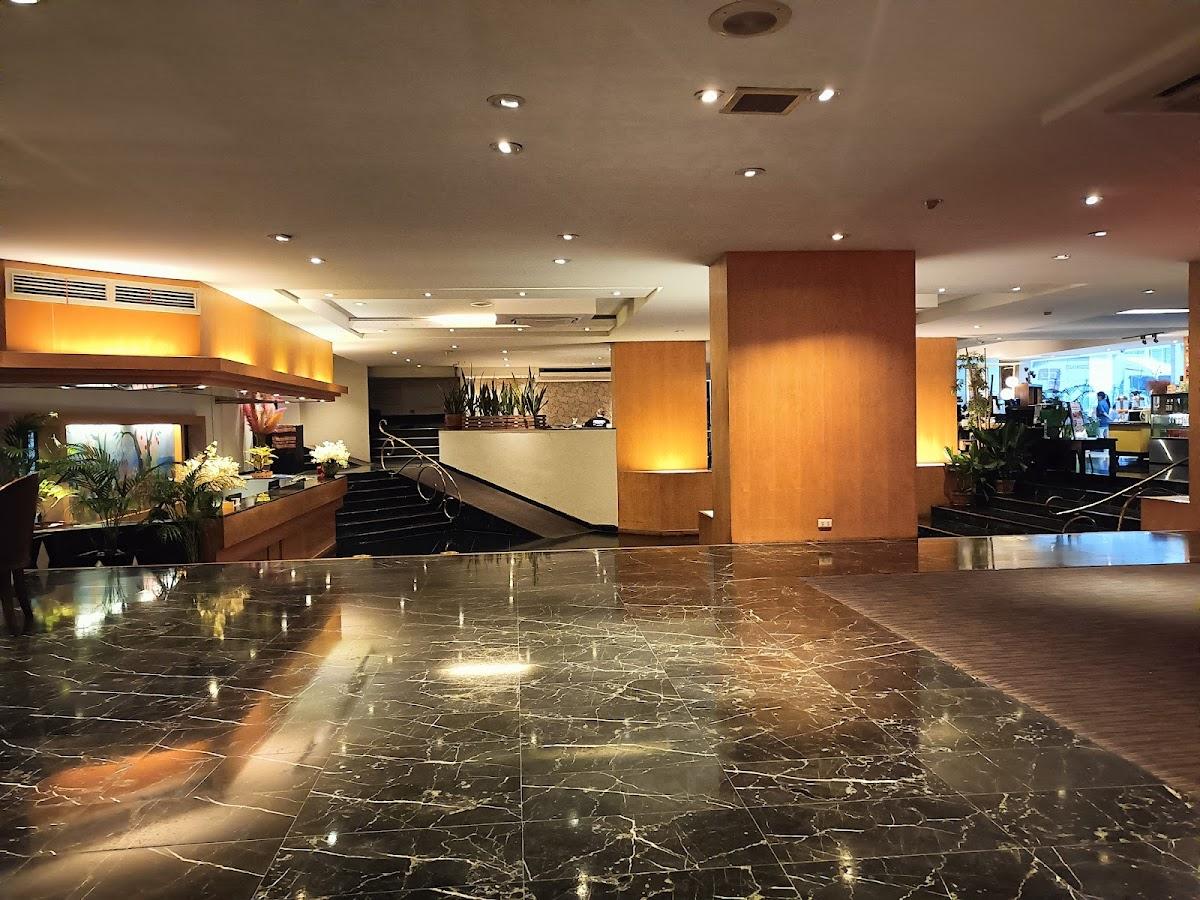 Tai-Pan Hotel