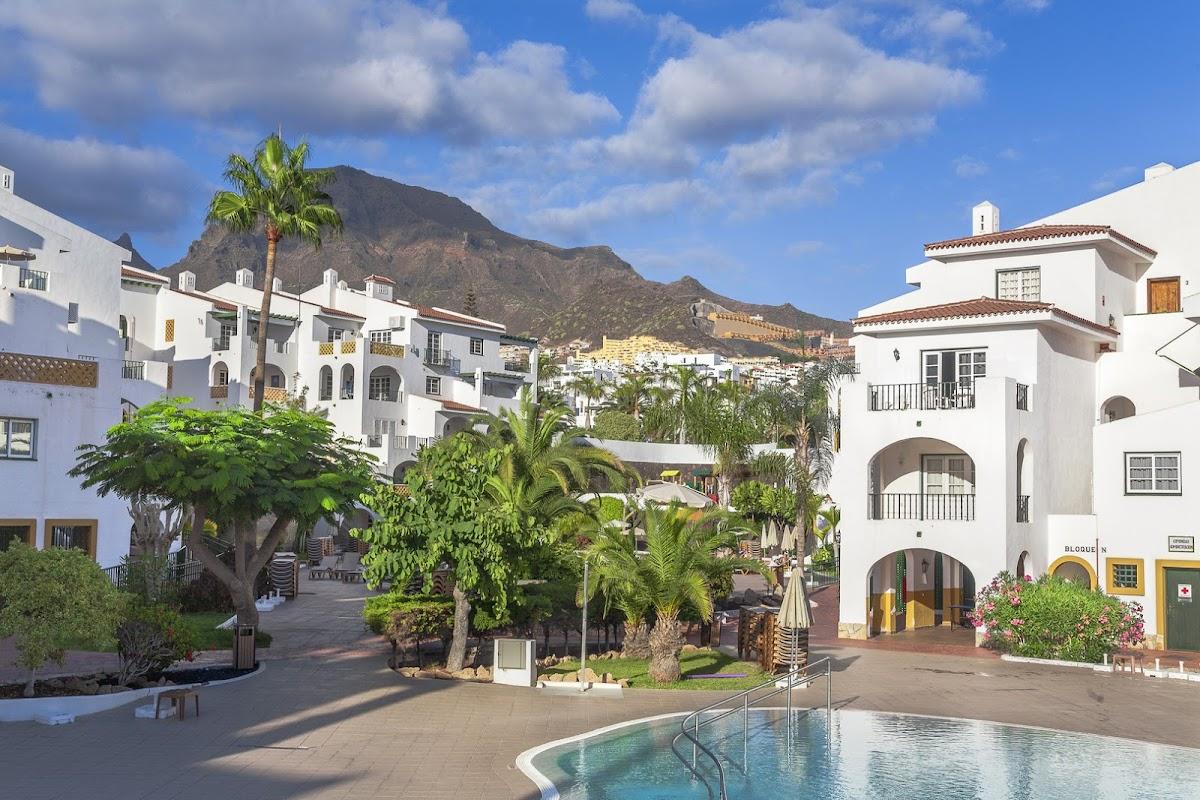Sunset Harbour Club, Costa Adeje – Diamond Resorts Tenerife