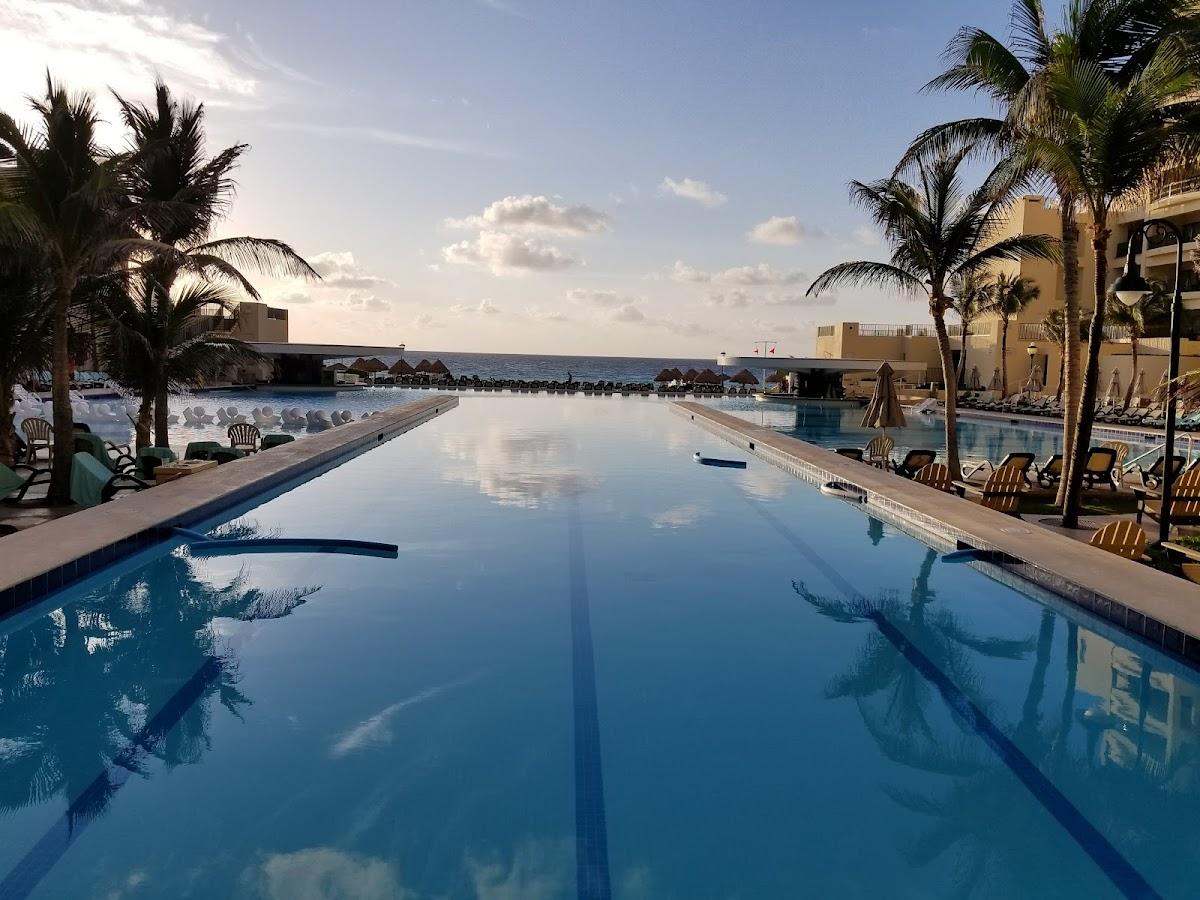 The Royal Sands by Holiday Inn Club Vacations