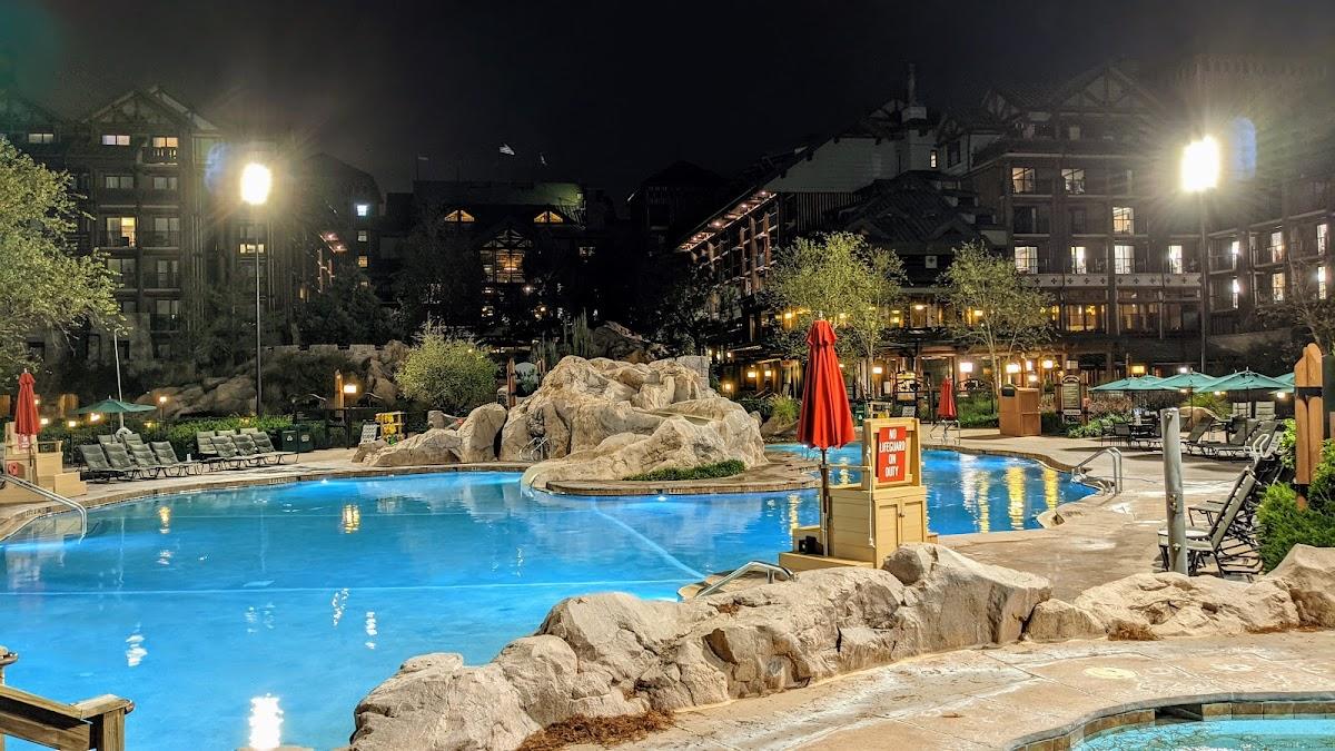 Copper Creek Villas & Cabins at Disney's Wilderness Lodge