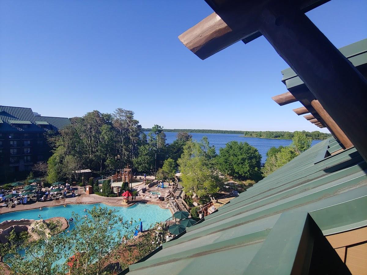 Copper Creek Villas & Cabins at Disney's Wilderness Lodge