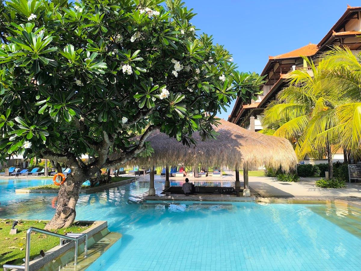 Peninsula Beach Resort
