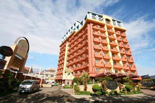 Crown Regency Suites