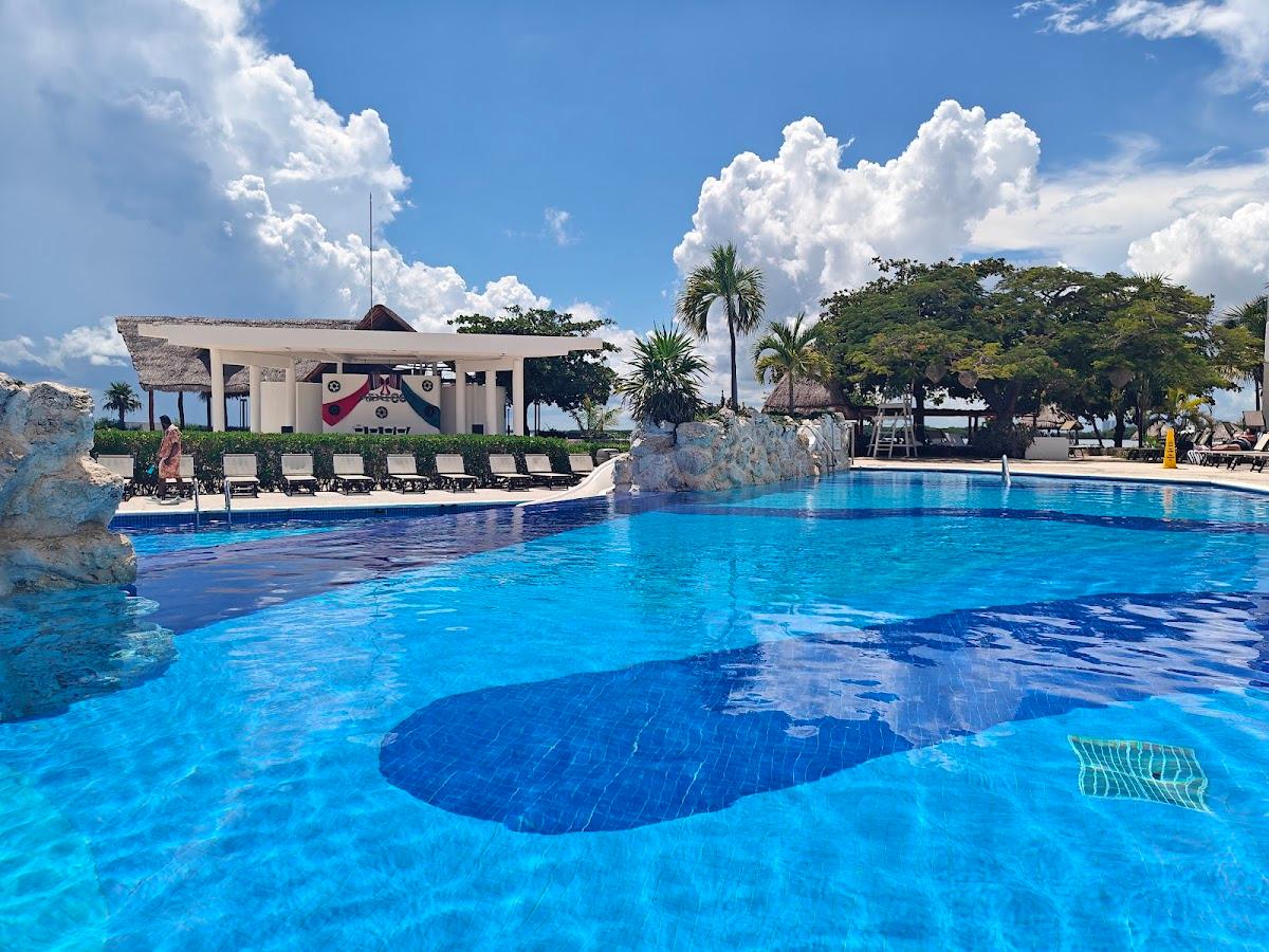 Sunset Marina Resort & Yacht Club