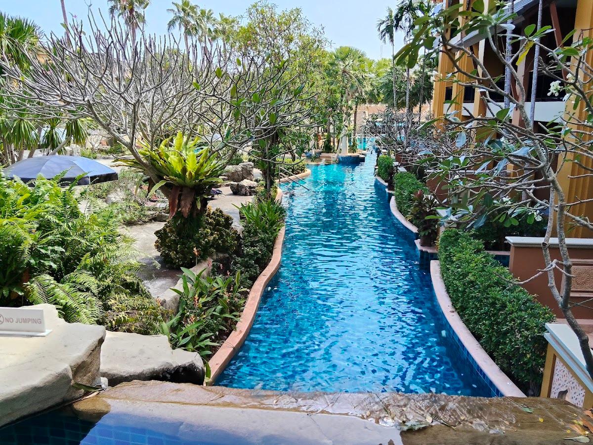 Rawai Palm Beach Resort