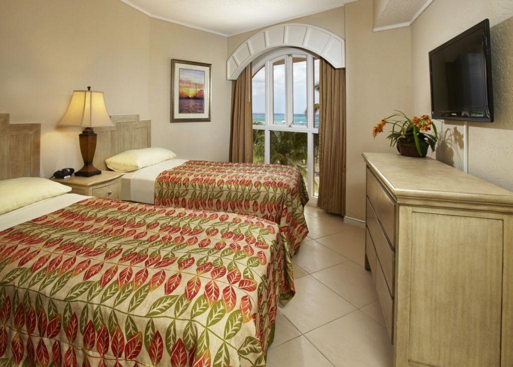 Playa Linda Beach Resort