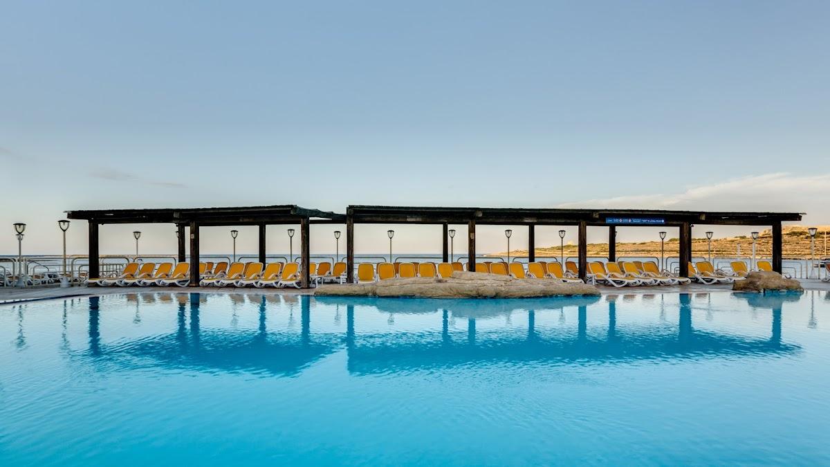 AX Sunny Coast Resort & Spa