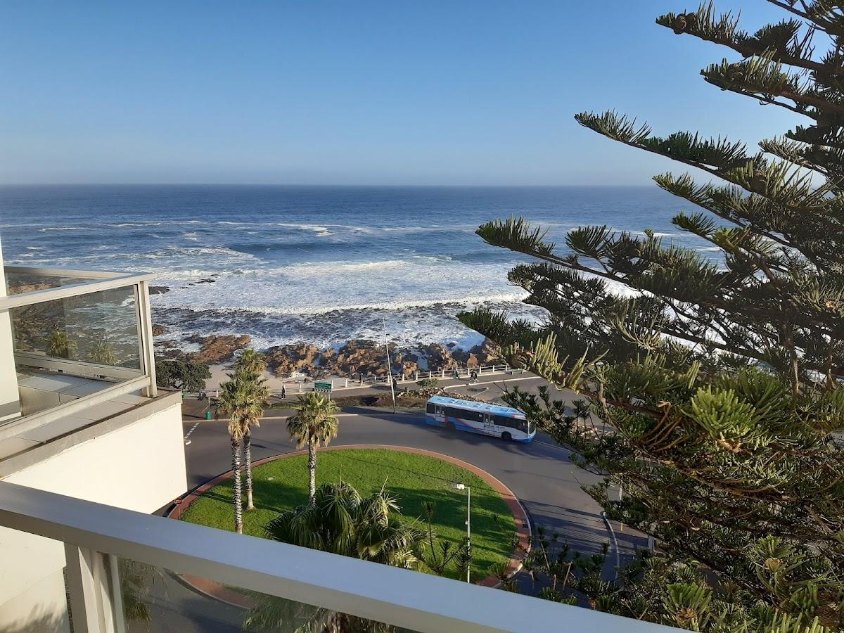 The Peninsula All Suite Hotel