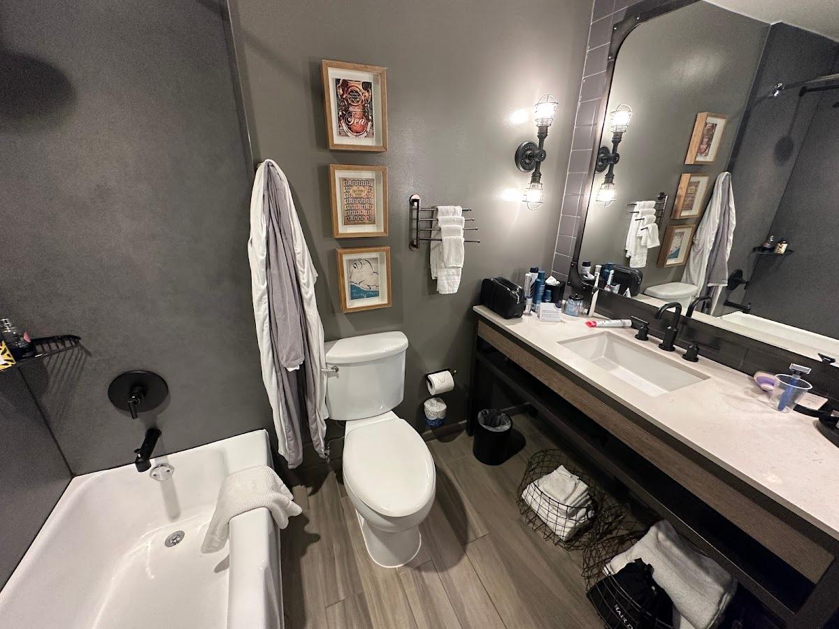 San Francisco Suites