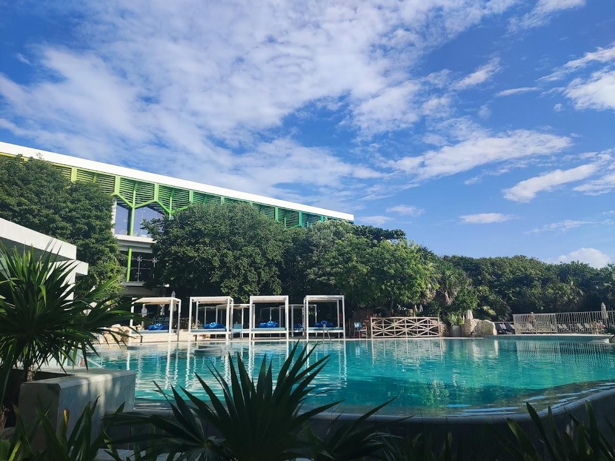 Sandos Playacar Beach Resort