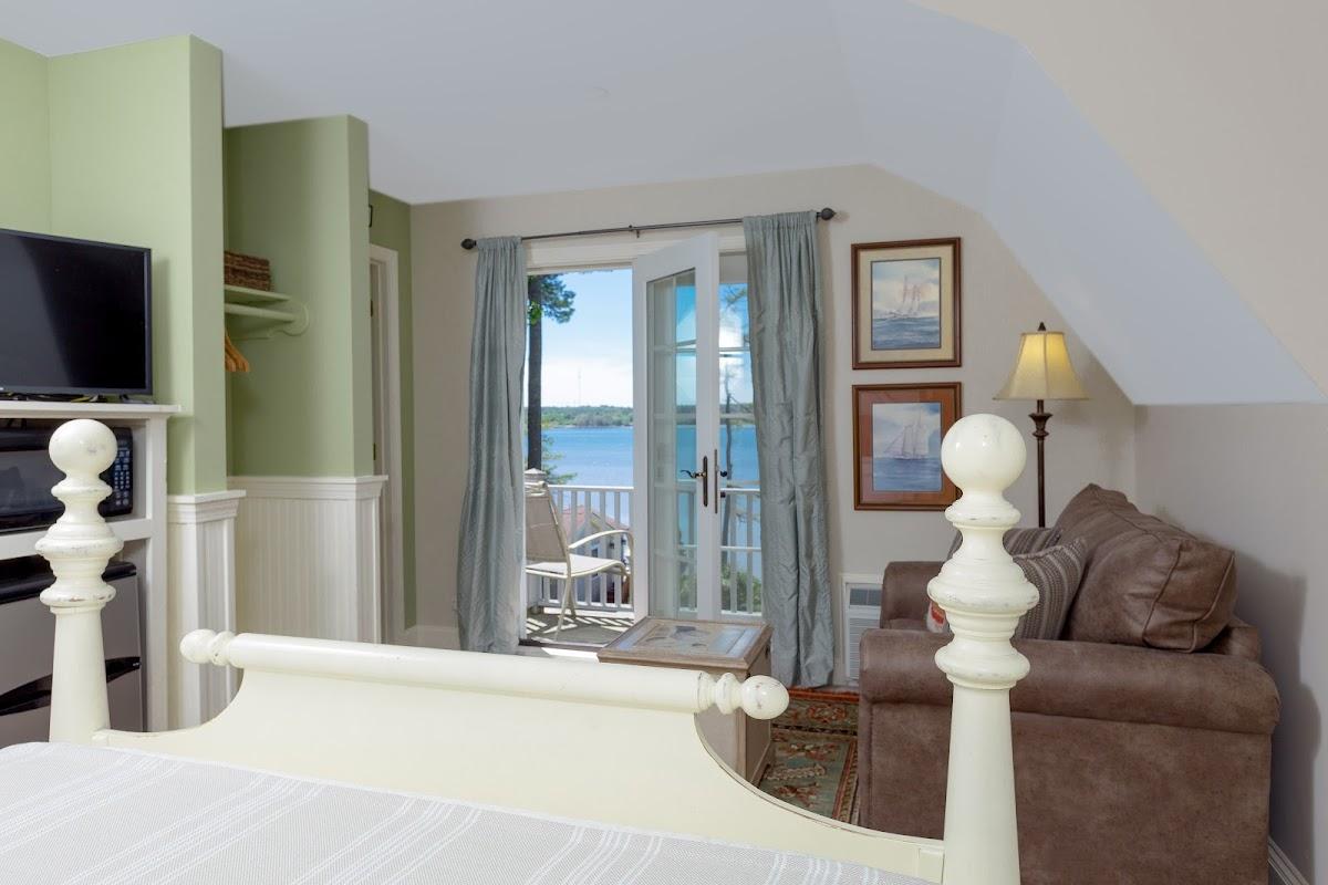 Sheepscot Harbour Village & Resort