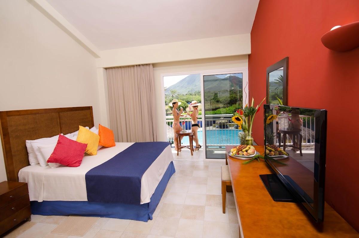 Agua Hotel & Resort