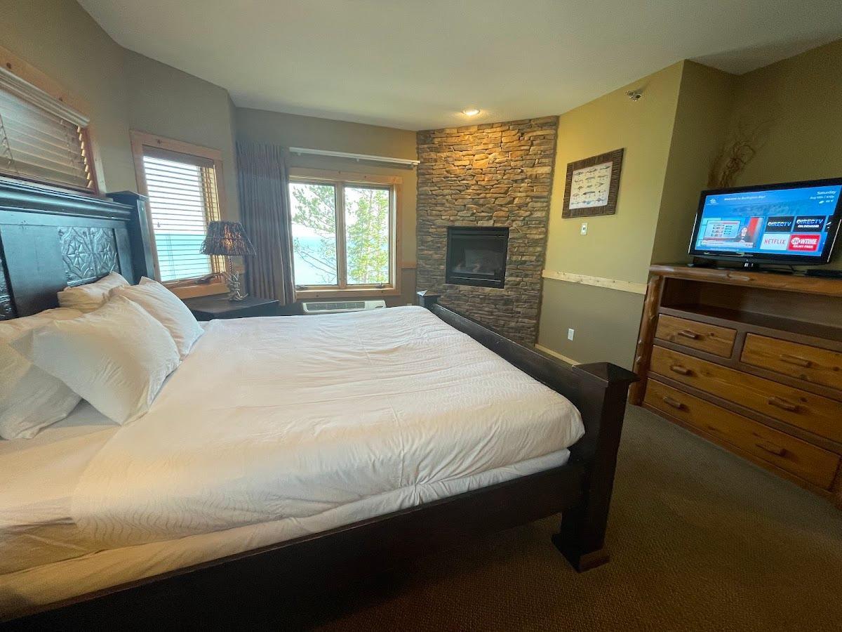Burlington Bay Lakehomes @ Superior Shores
