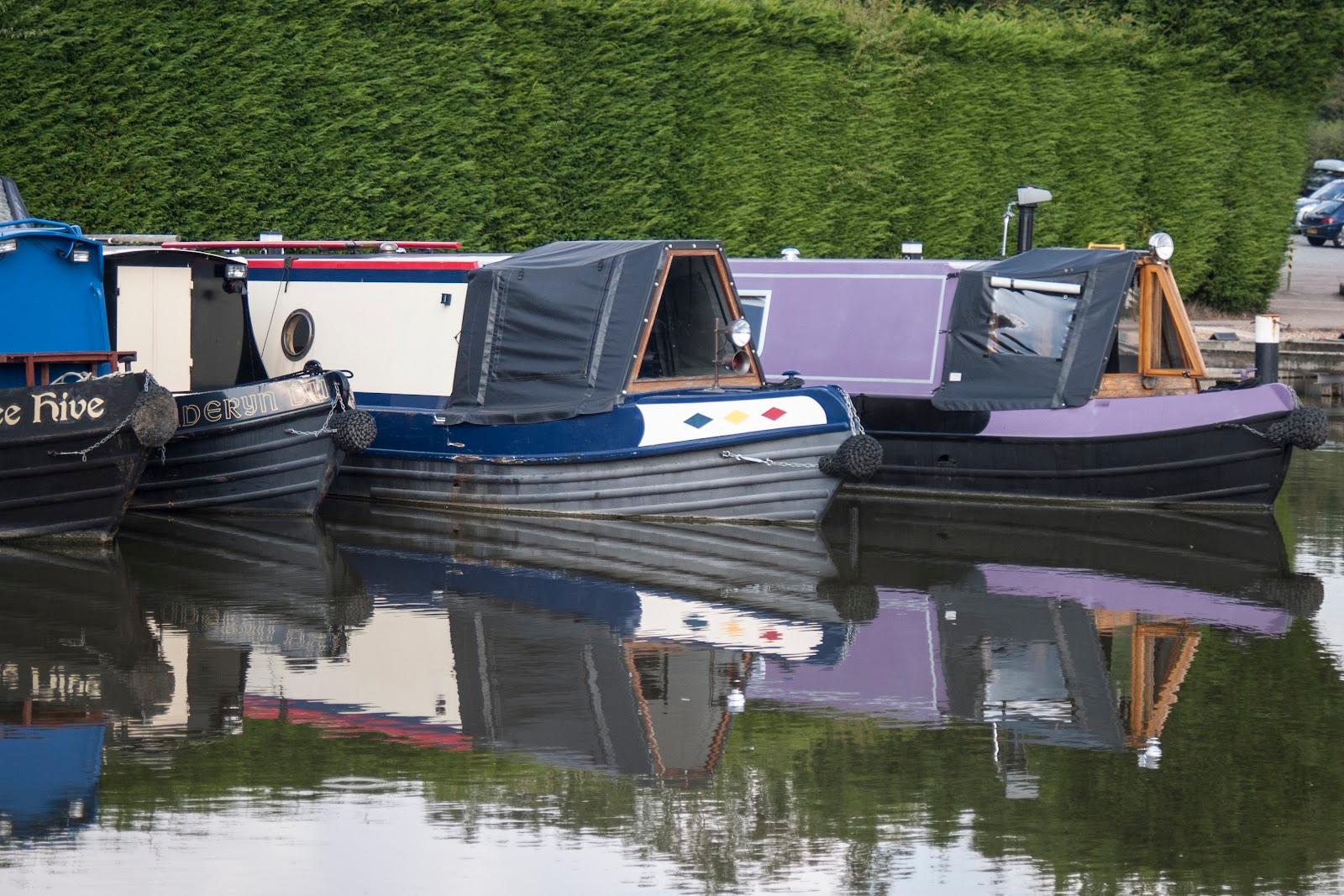 Canalboat Club at Alvechurch Marina