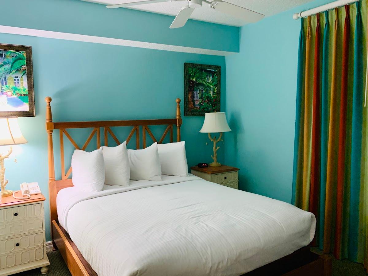 Barefoot Suites