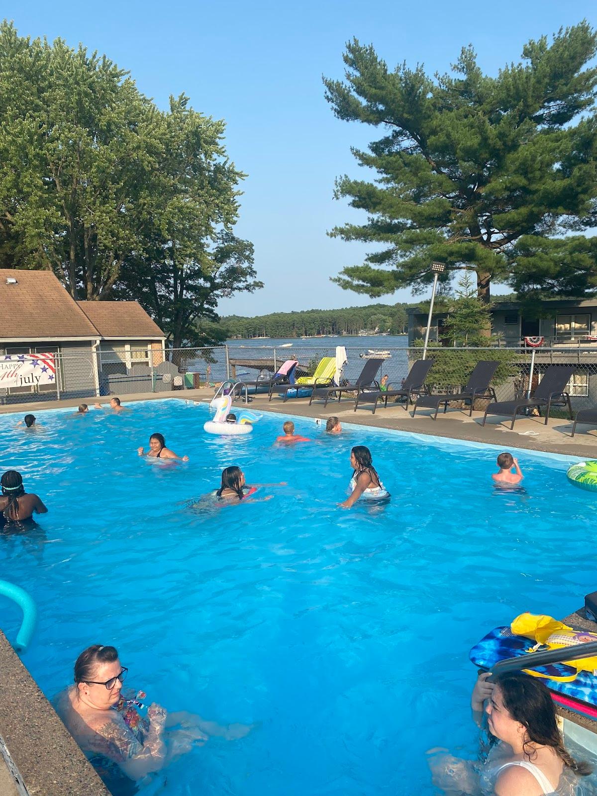Delton Oaks Resort