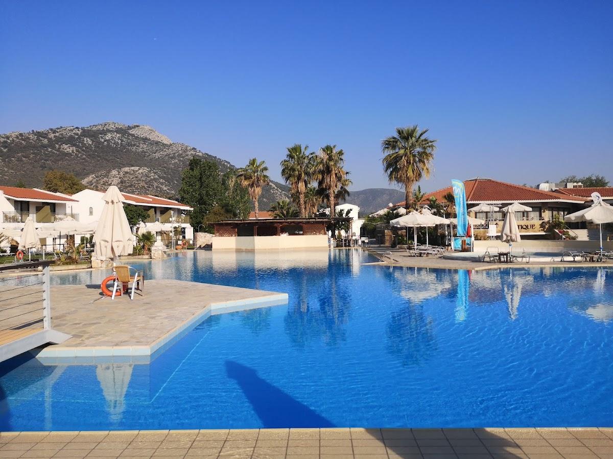 Golden Coast Holiday Club