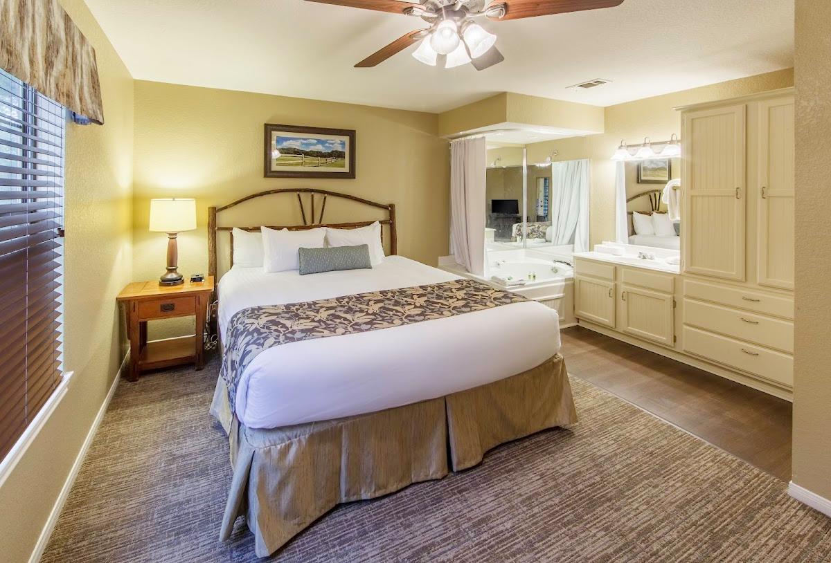Holiday Inn Club Vacations Piney Shores Resort