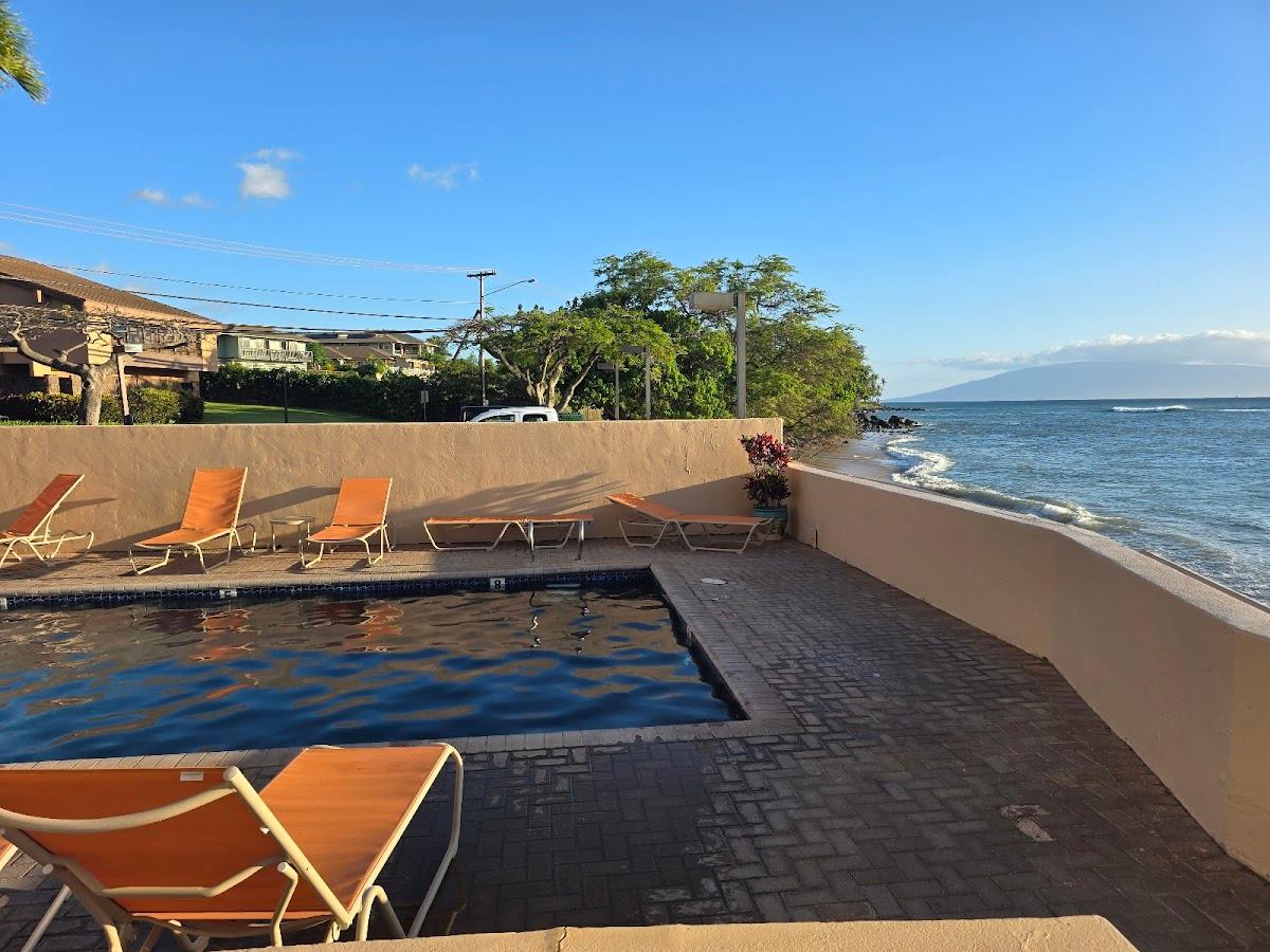 Kahana Beach Resort