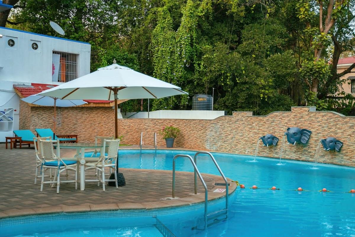 Karma Royal Monterio
