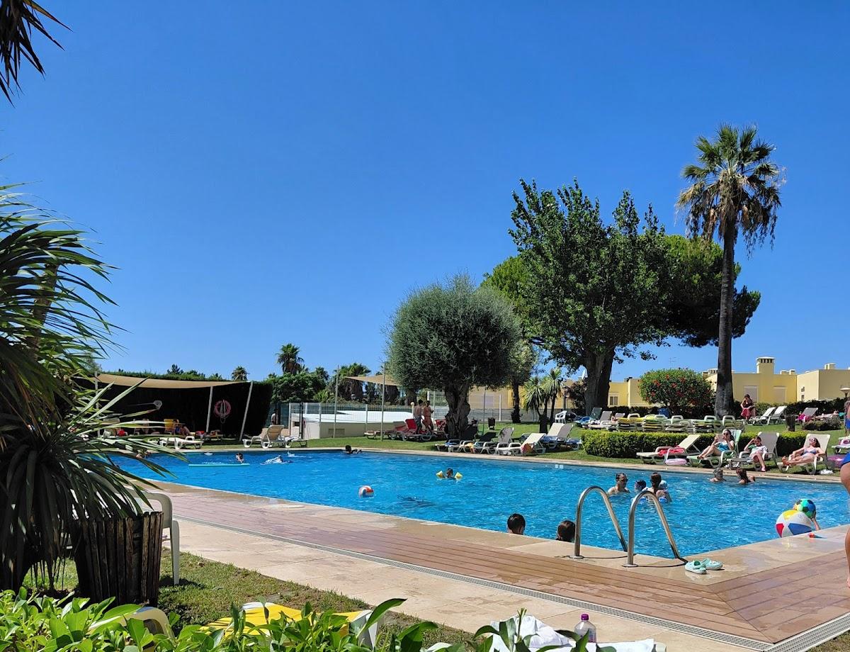 Oasis Village Parque Mourabel