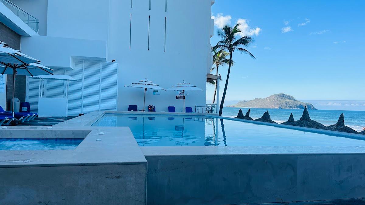 Pacific Palace Tower