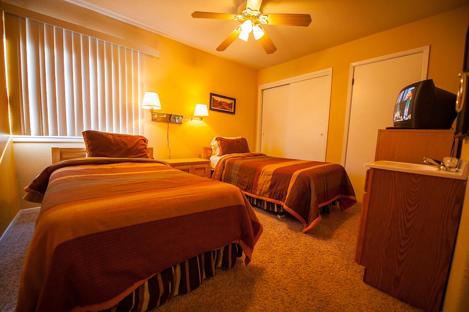 Sapphire Resorts @ Pinecliff Village