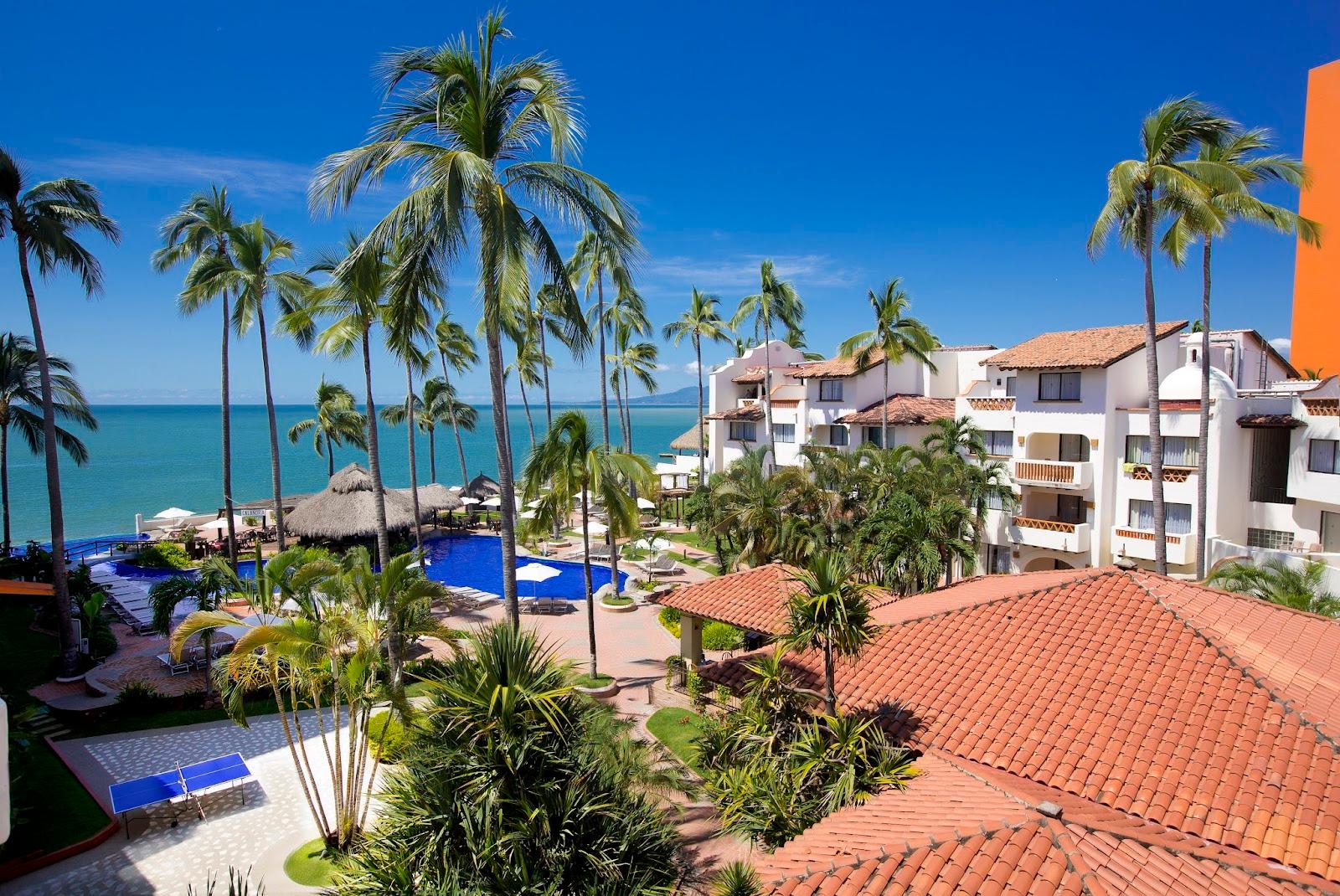 Shell Vacations Club @ Plaza Pelicanos Grand Beach Resort - Mexico