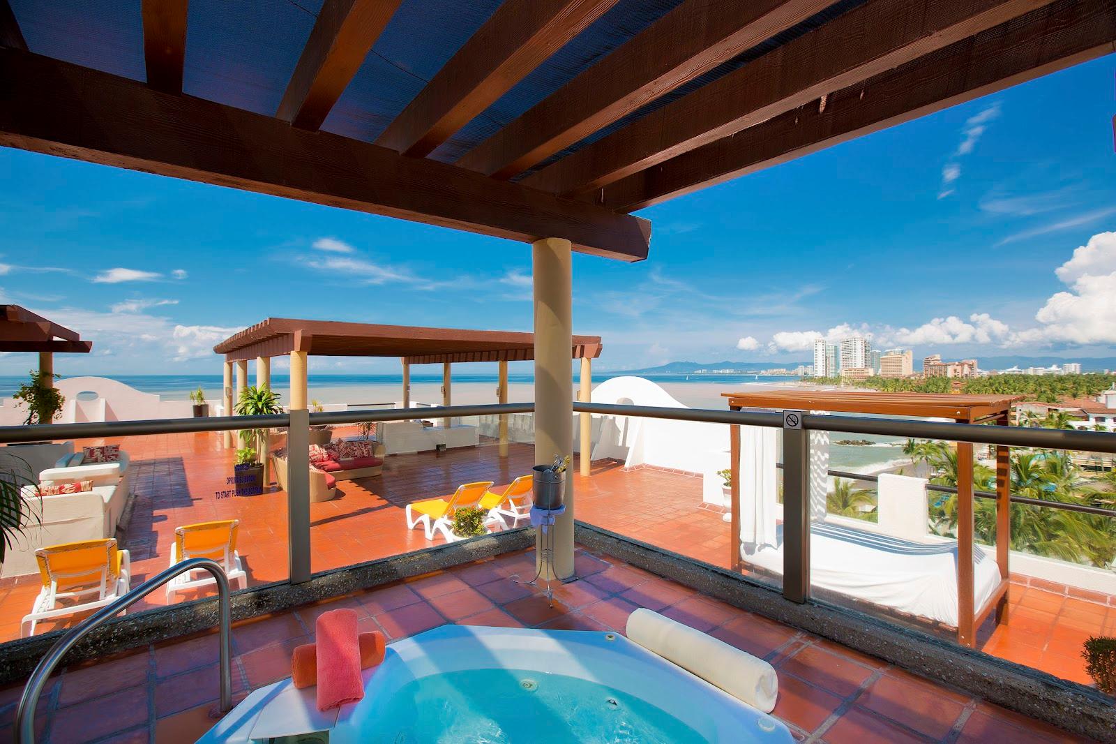 Shell Vacations Club @ Plaza Pelicanos Grand Beach Resort - Mexico