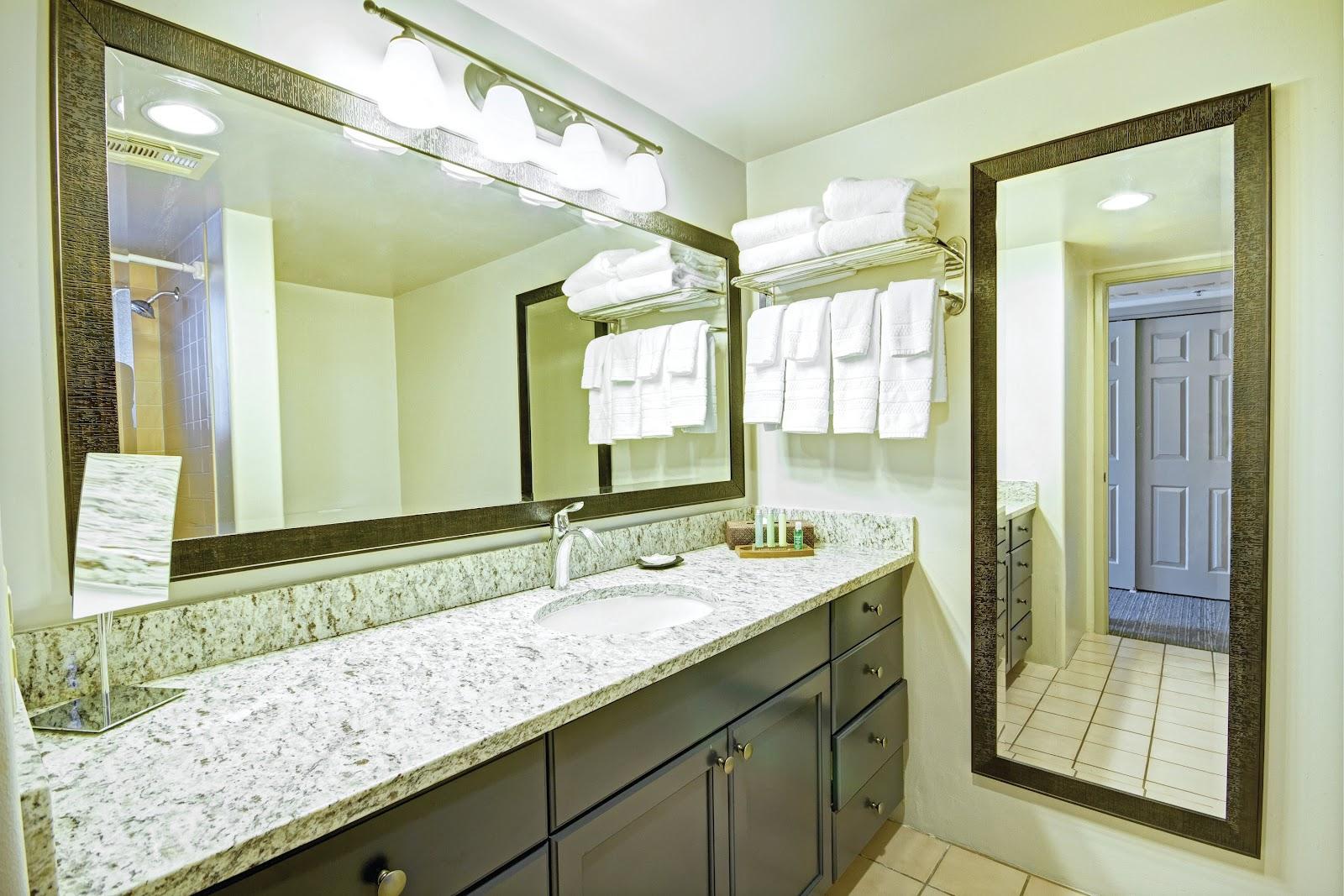 Shell Vacations Club @ Starr Pass Golf Suites