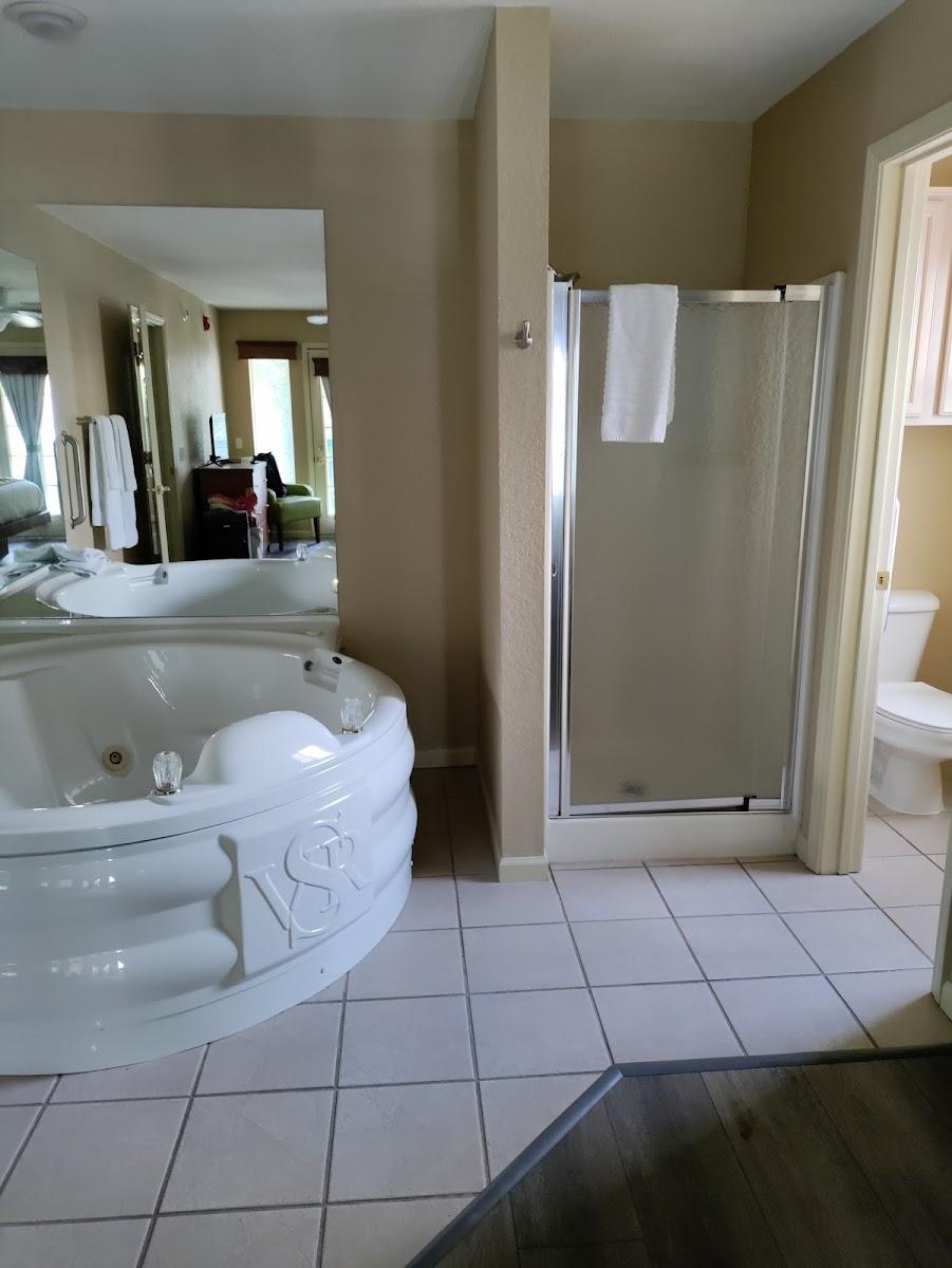 Surrey Vacation Resort - Carriage Place