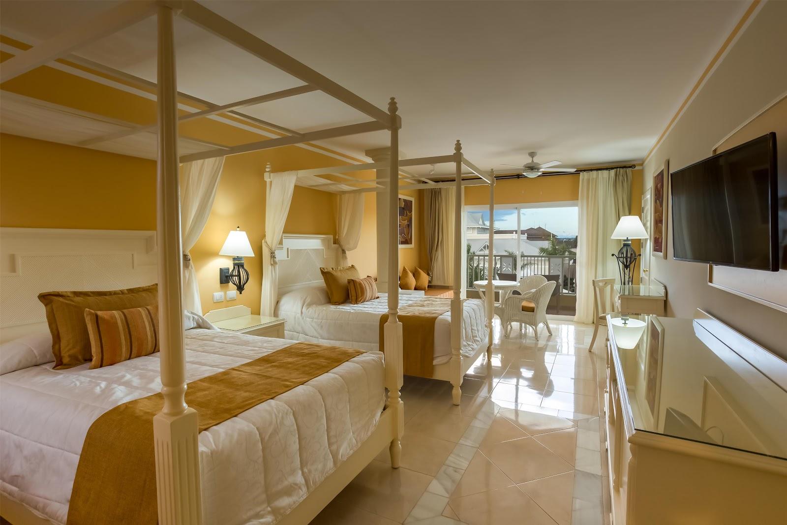 Bahía Príncipe Escape Bouganville Ctra San Pedro la Romana K.M.