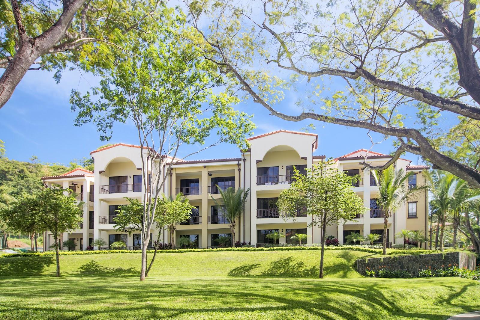 Breeze Private Residences Club