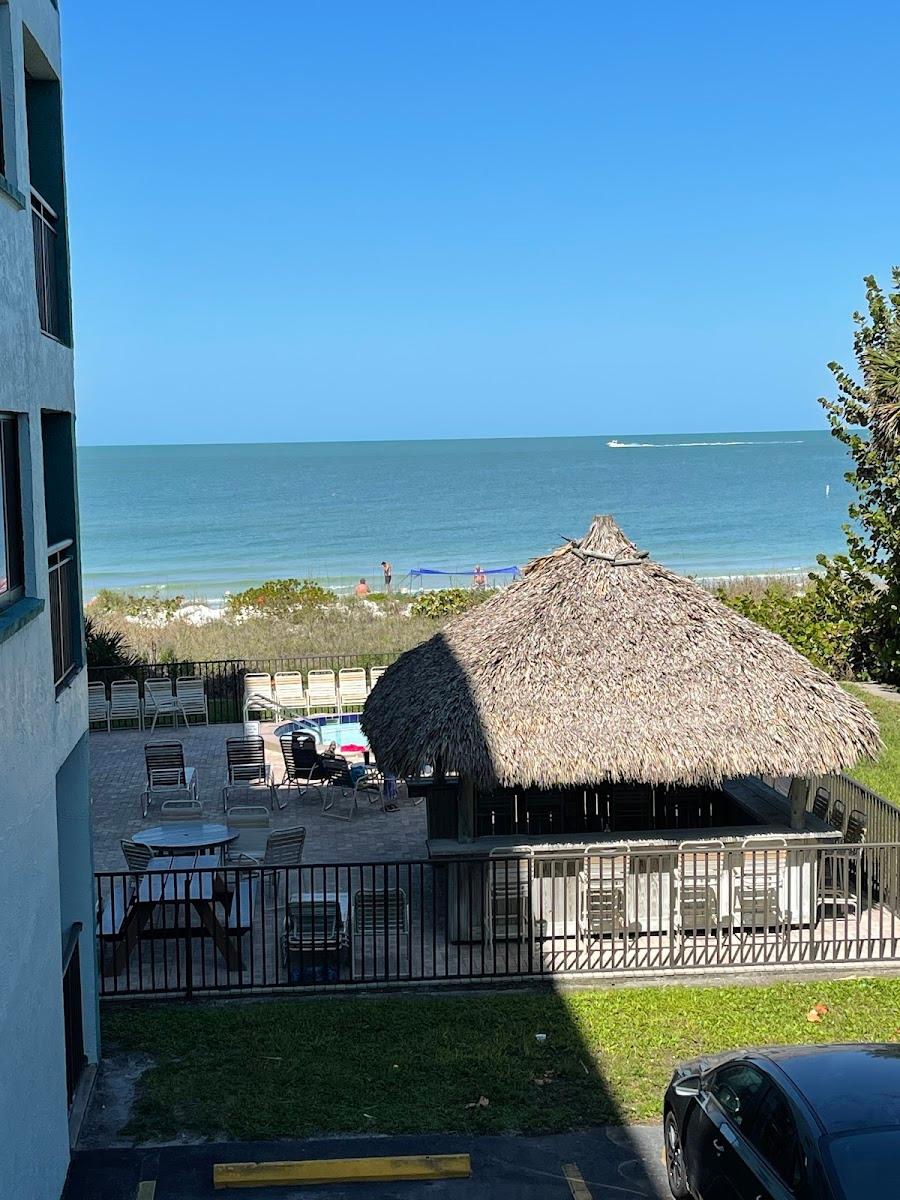 Camaron Cove