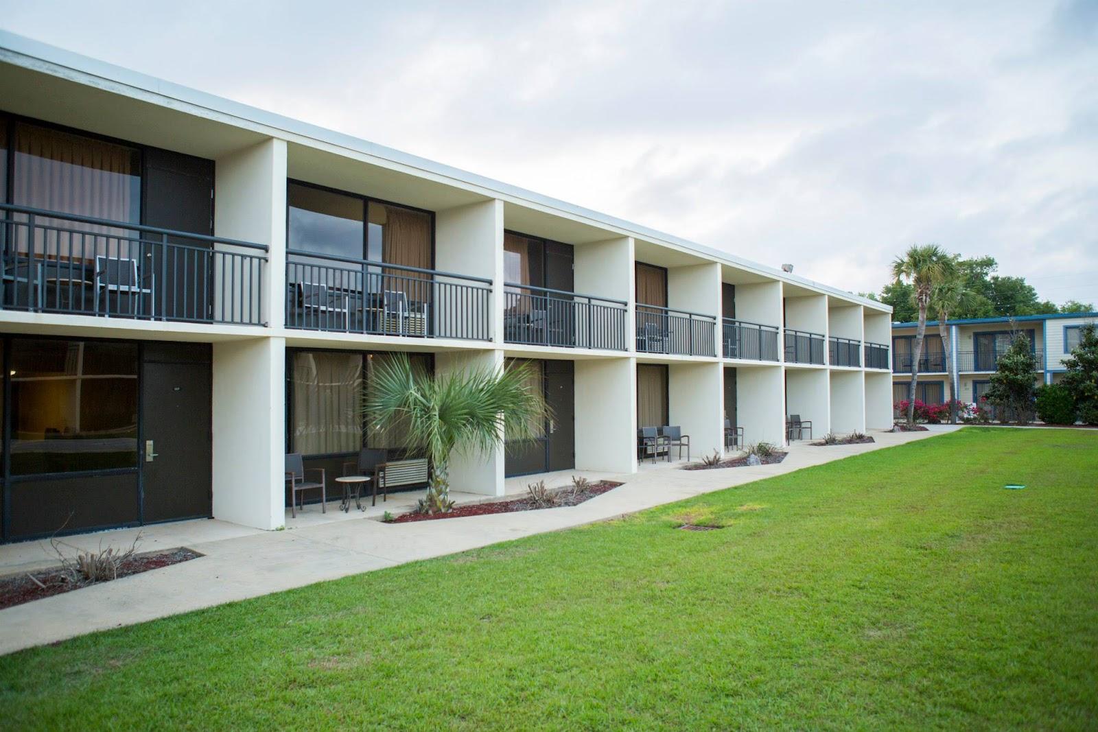 Sapphire Resorts @ Royal Holiday Beach Resort