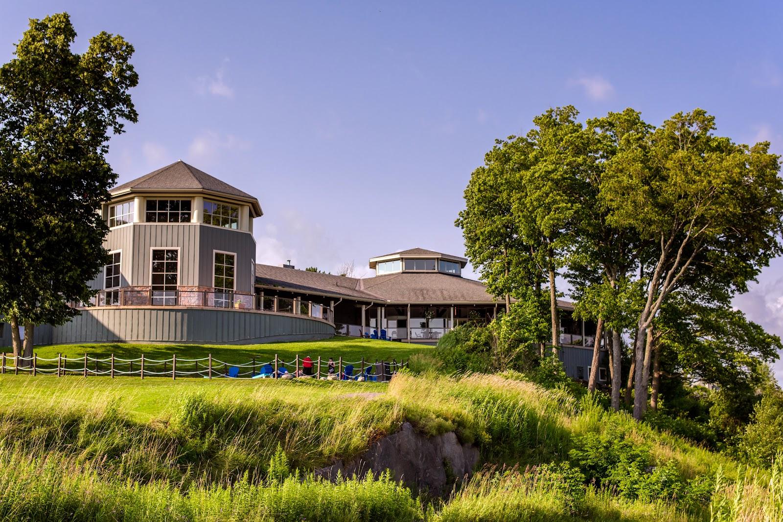 Birchcliff Villas at Deerhurst Resort