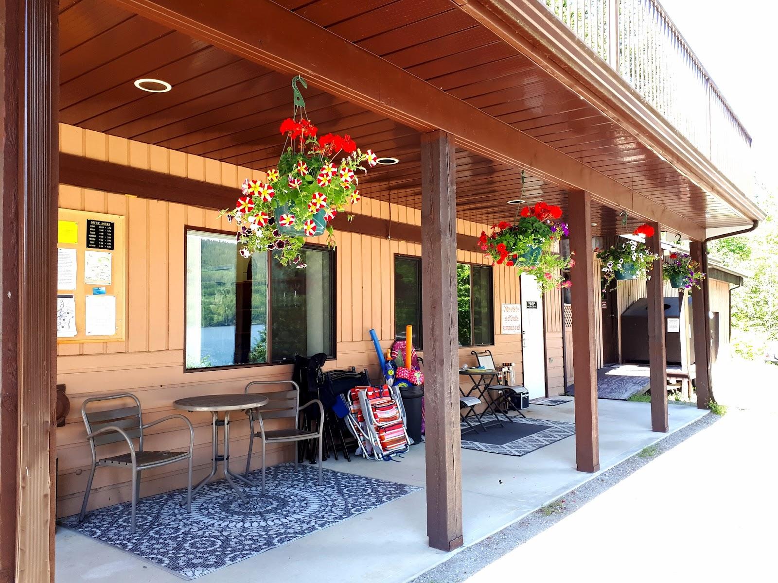 St. IVes On Shuswap