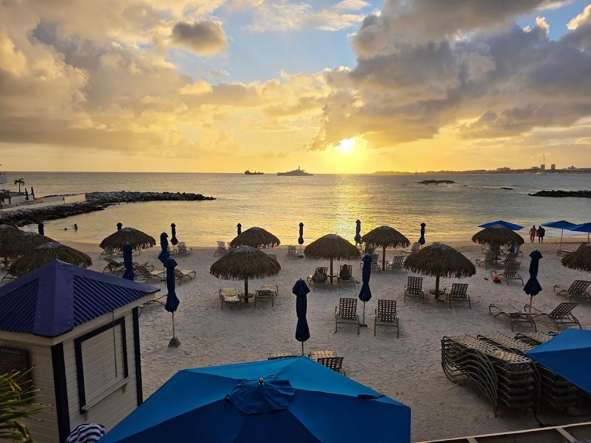 Flamingo Beach Resort