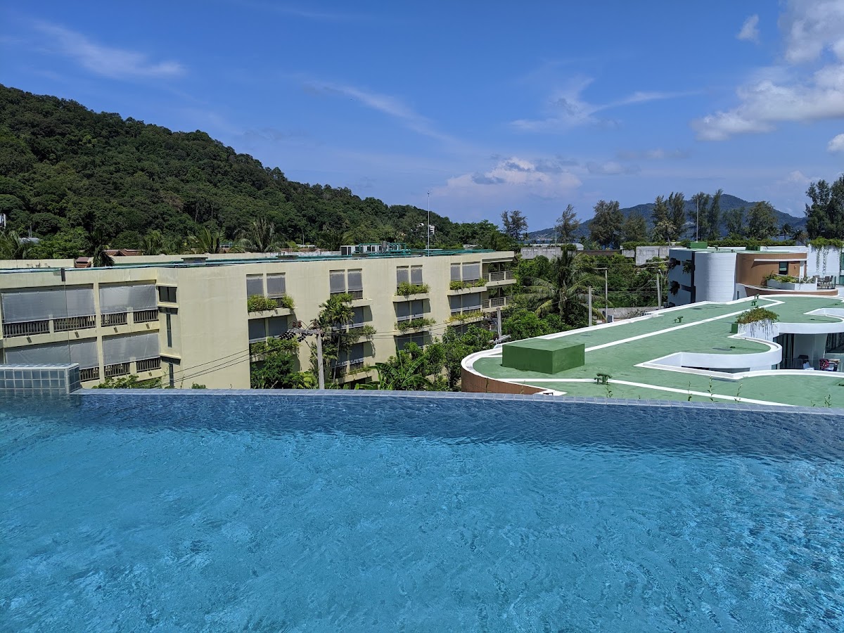Absolute Twin Sands Resort & Spa
