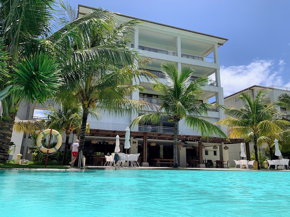 Peninsula Bay Resort