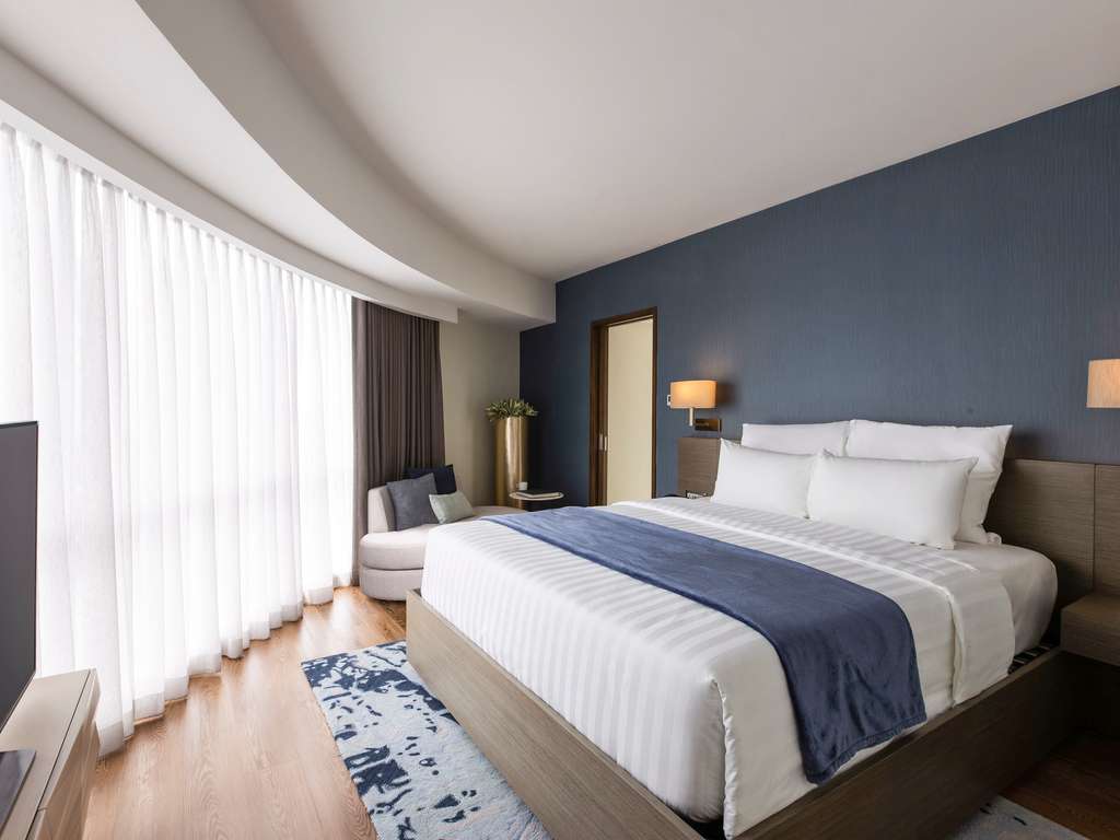 ACQUA at Novotel Suites Manila