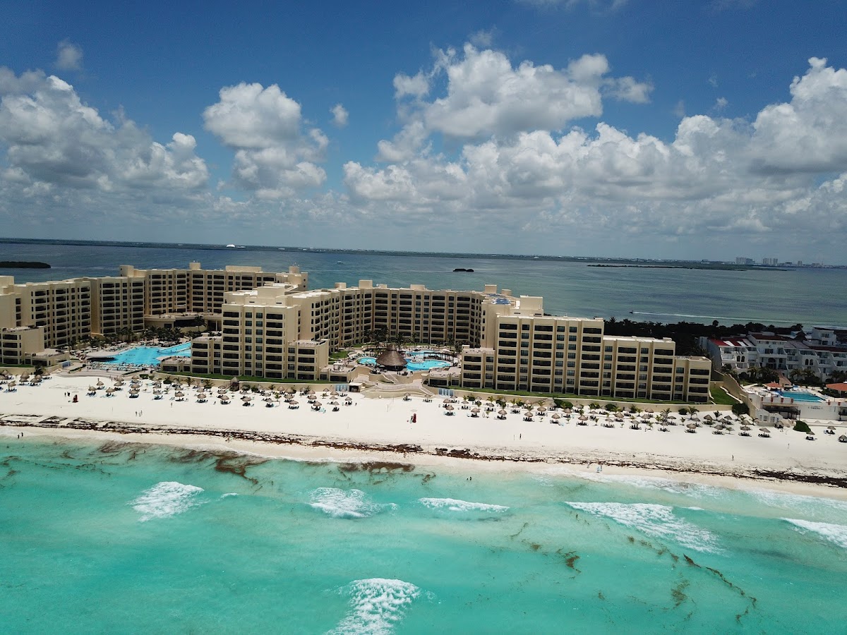 The Royal Sands