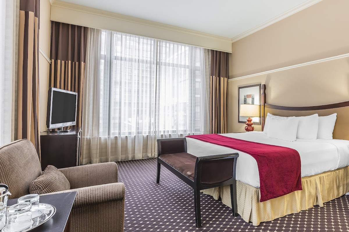 Hotel Blake