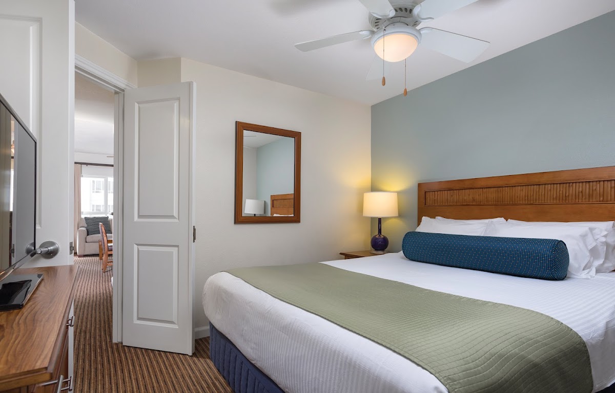 Club Wyndham Oceanside Pier Resort