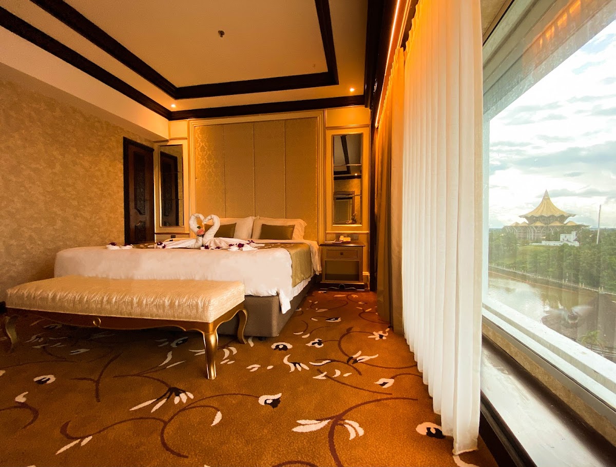 Club Asia International - Riverside Majestic Hotel