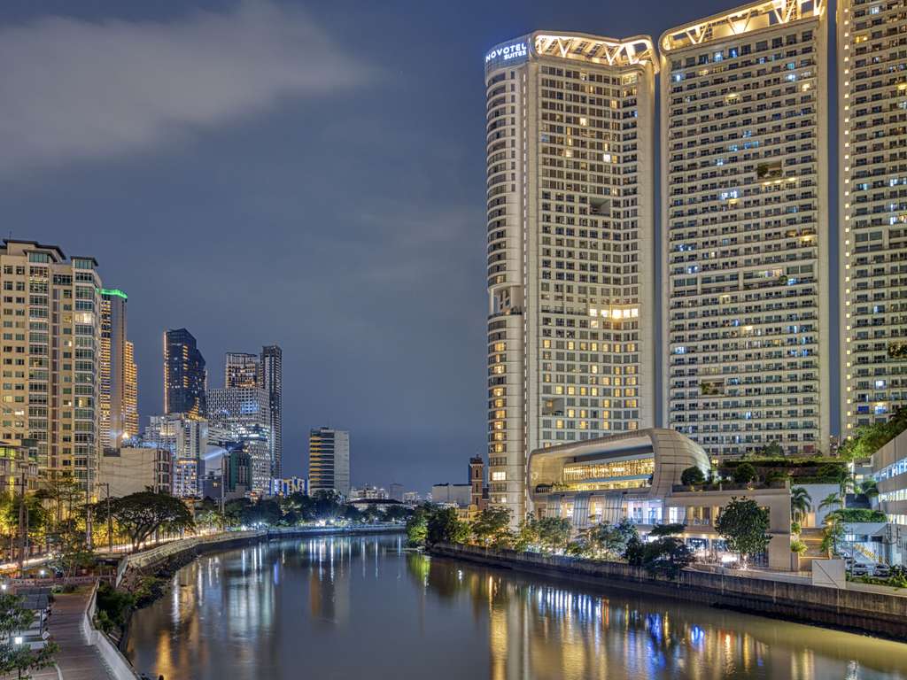ACQUA at Novotel Suites Manila