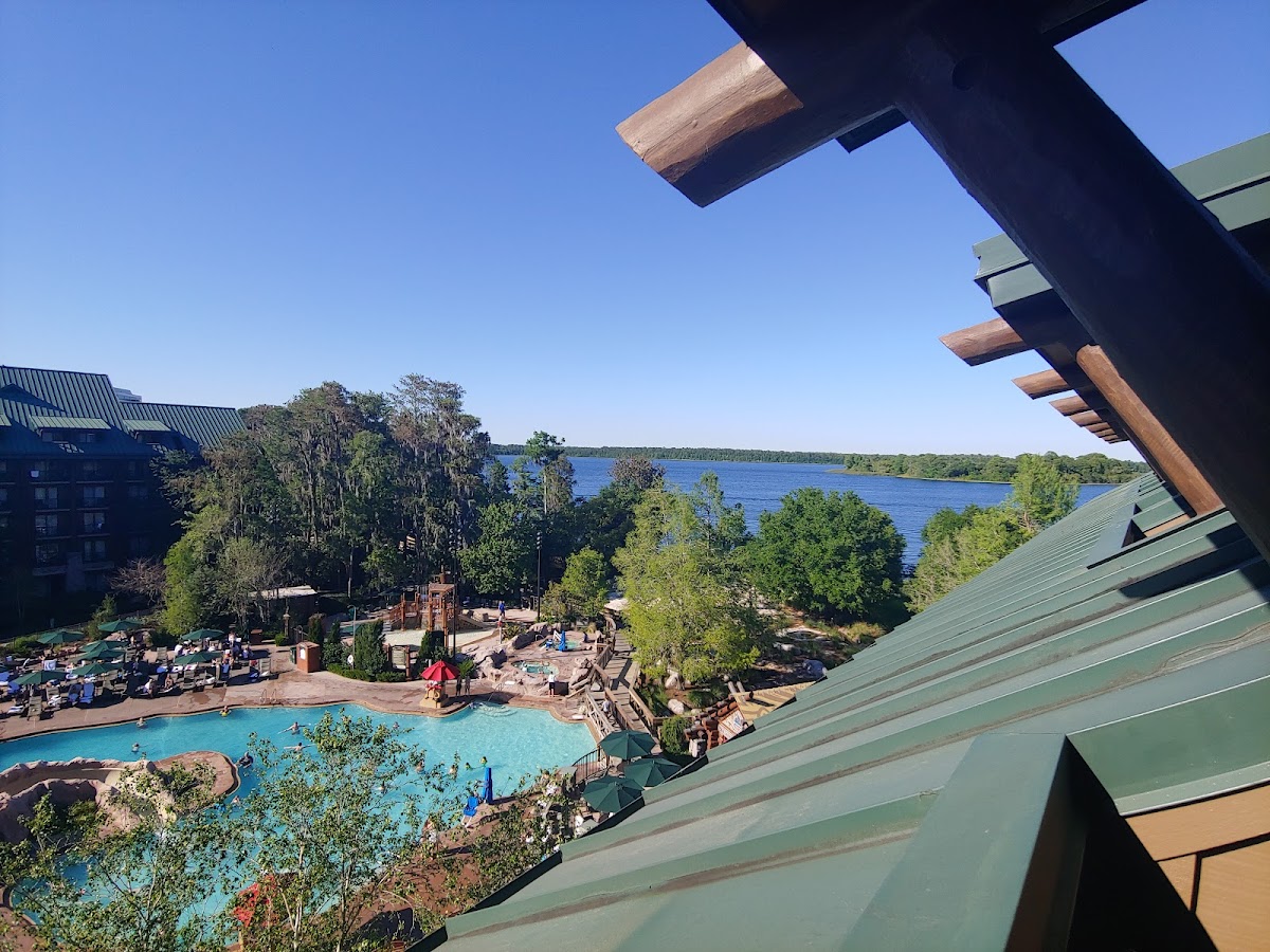 Copper Creek Villas & Cabins at Disney's Wilderness Lodge