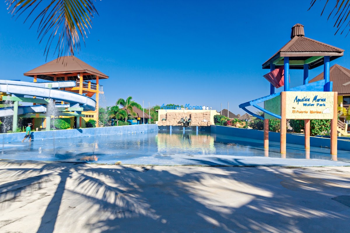 El Puerto Marina Beach Resort