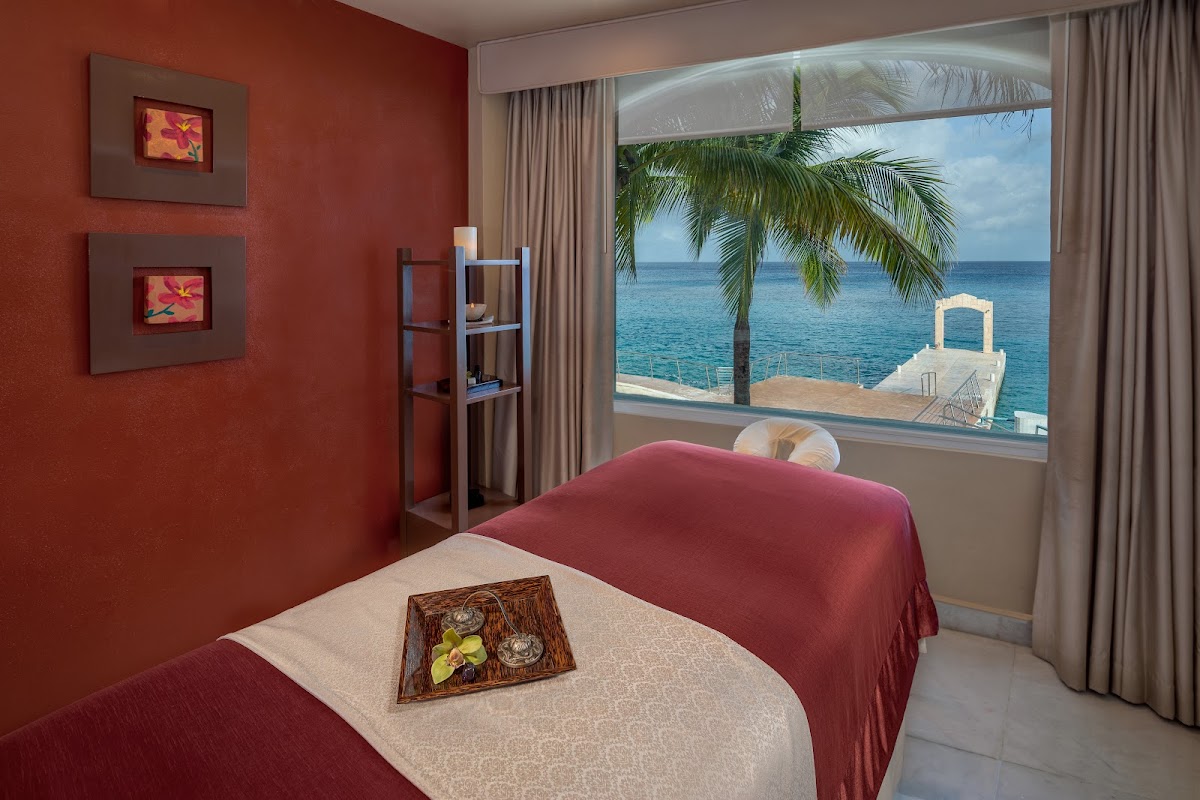 Cozumel Palace